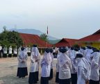 Upacara Bendera MTsN 17 Tanah Datar 13 April 2026: Menumbuhkan Wawasan Kebangsaan melalui Disiplin dan Cinta Tanah Air