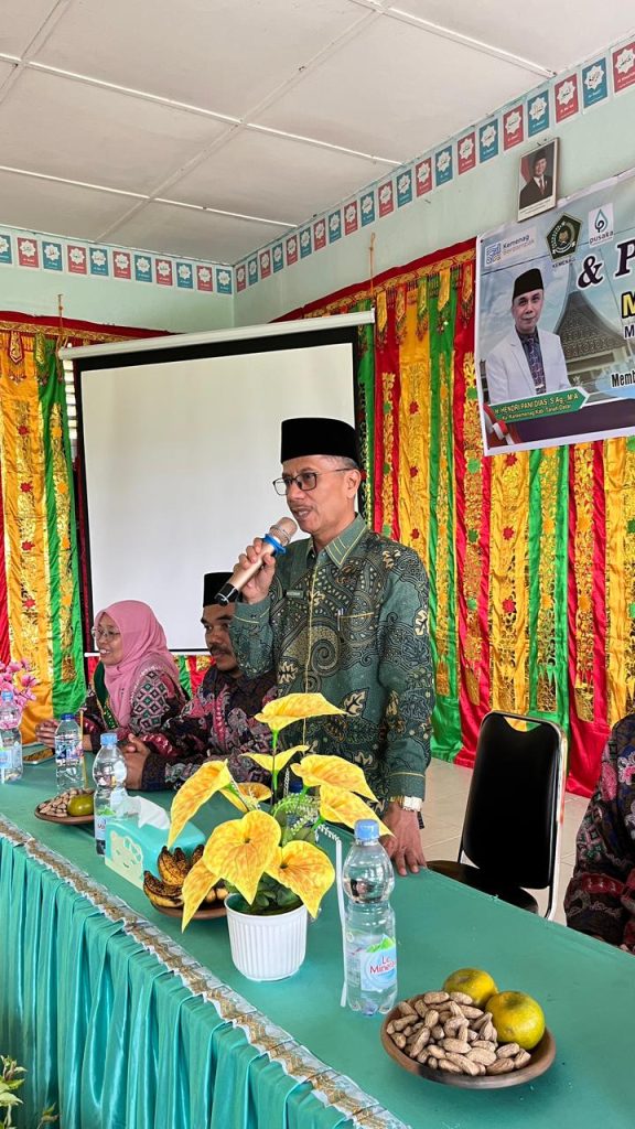 Lokakarya Pembelajaran Digital Berbasis (KBC) Kurikulum Berbasis Cinta MTsN 17 Tanah Datar Resmi Ditutup, Perkuat Implementasi Deep Learning di Madrasah