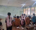 Belajar Matematika Jadi Lebih Menyenangkan, Program KKN Universitas Andalas Tingkatkan Antusias Siswa MTsN 17 Tanah Datar