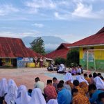 Mengawali Jumat dengan Al-Qur’an, MTsN 17 Tanah Datar Istiqamah Tanamkan Karakter Qurani