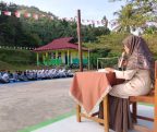 Dari Surah Al-Kahfi hingga Muhadharah, Ini Pembiasaan Jumat di MTsN 17 Tanah Datar