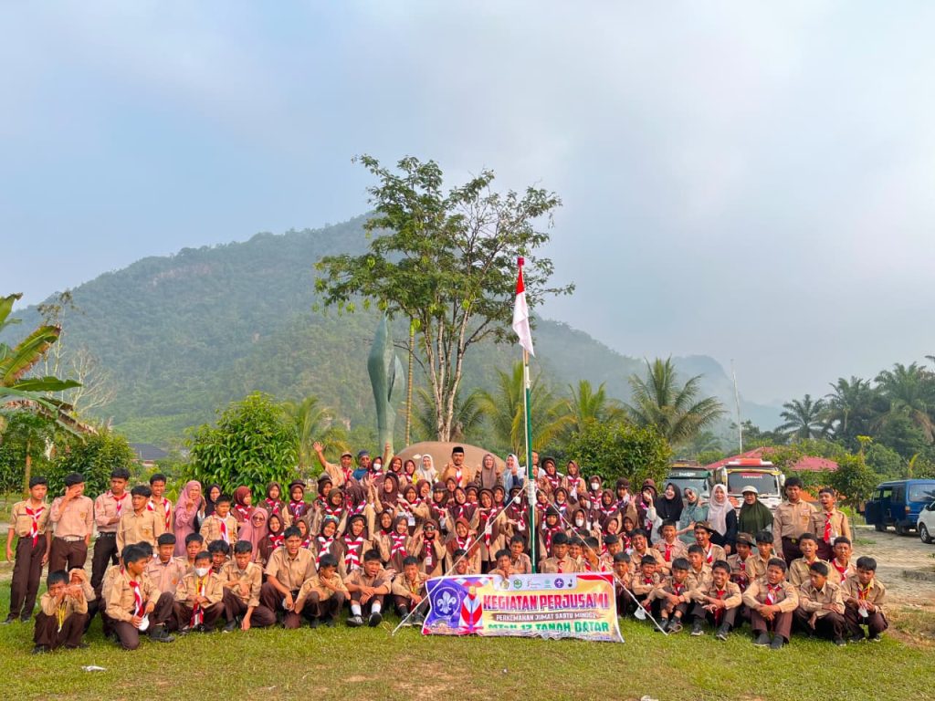 PERJUSAMI MTsN 17 Tanah Datar Berlangsung Lancar dan Penuh Semangat di Bumi Perkemahan KWS Wisata Agro, Payakumbuh