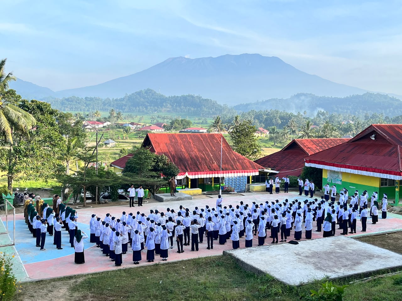 Kegiatan Upacara Bendera